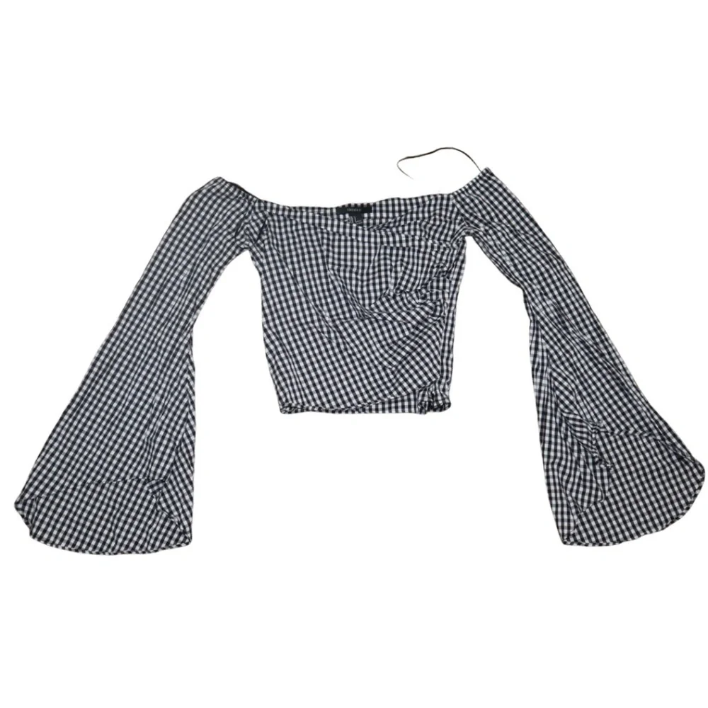 Forever 21 Black & White Tube Top | Flared Long Sleeve Crop Top